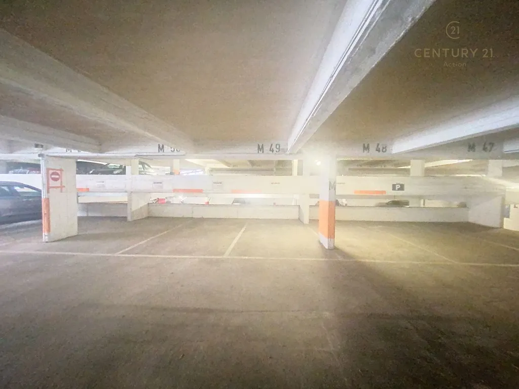 Hoofdfoto Garage in Saint-Gilles