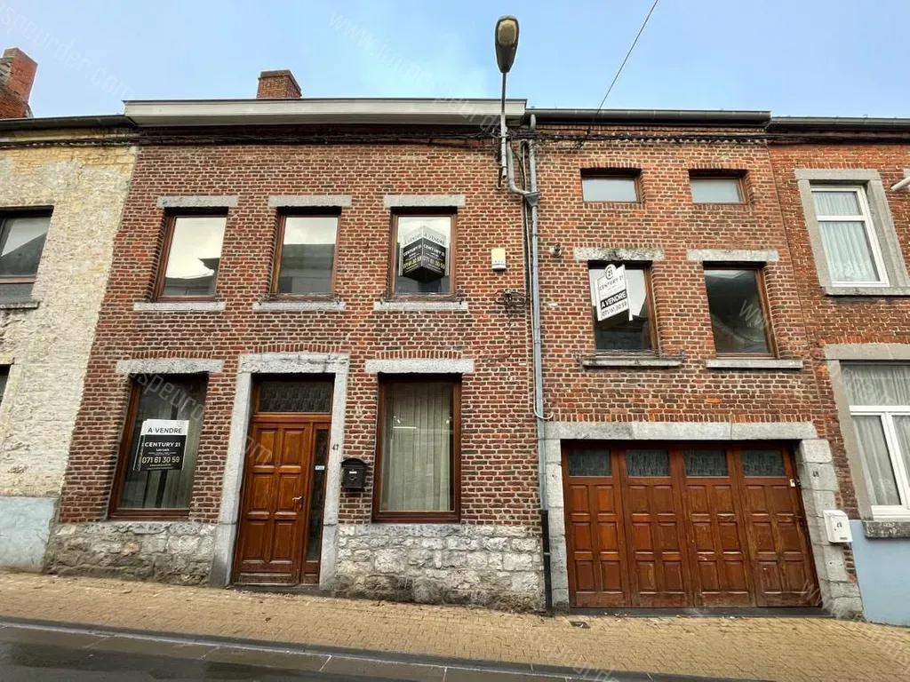 Rue Saint Roch 47-48 - 5620 Florennes - 1221687 | ImmoSpeurder