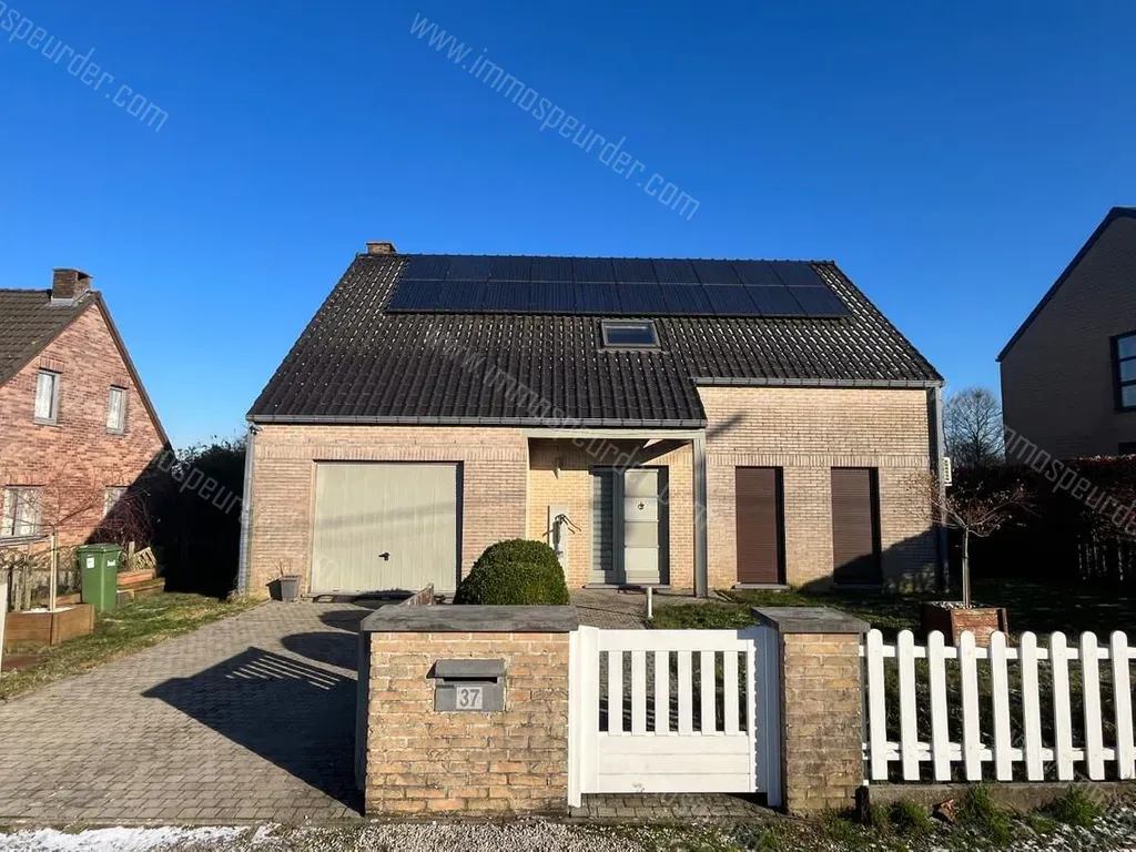 Huis in Joncret - 1363843 - Rue Trieu Gilson 37, 6280 Joncret