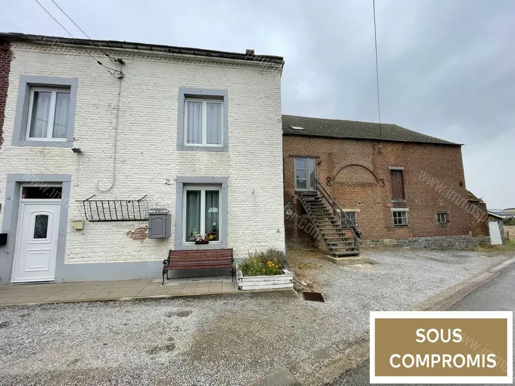 Huis in Walcourt - 1307129 - Rue du Vertia 10, 5650 Walcourt