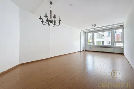 Appartement Te Koop Schaerbeek