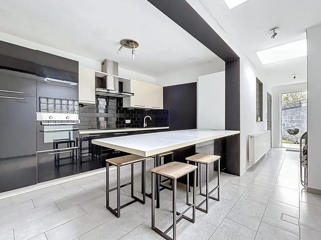 Hoofdfoto Huis in Courcelles