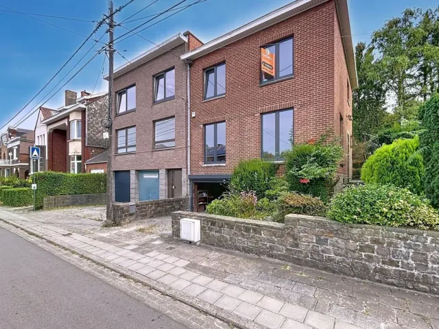 Huis in Couillet - Rue du Transvaal 149, 6010
