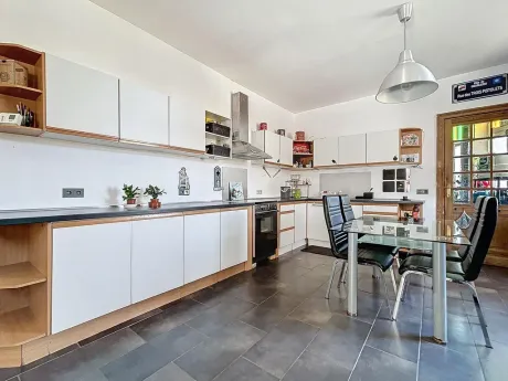 Huis in Bouffioulx - Rue Solvay 11, 6200 - foto 3