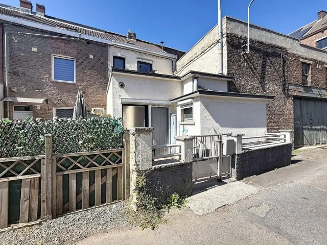Huis in ChÂtelet - Impasse Jasmes 2, 6200