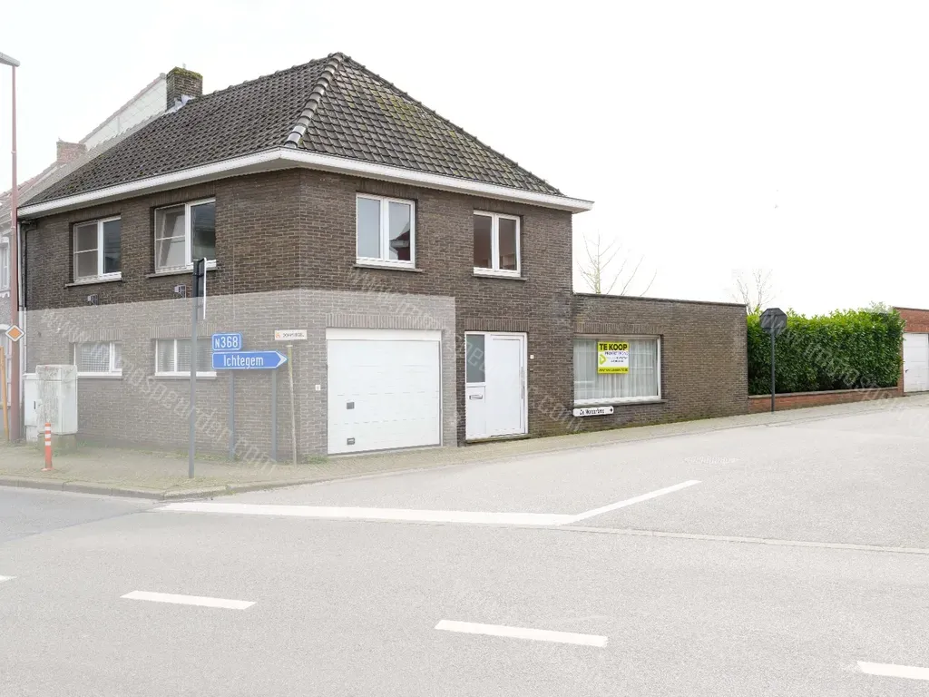 Huis in Aartrijke - 1410289 - Dorpwegel 1, 8211 Aartrijke