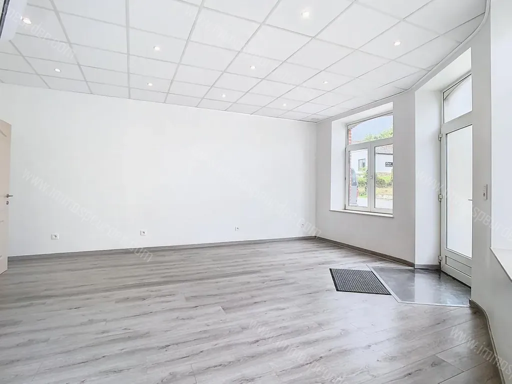 Handelspand in Oret - 1526801 - Ruelle Cadet  1b, 5640 Oret