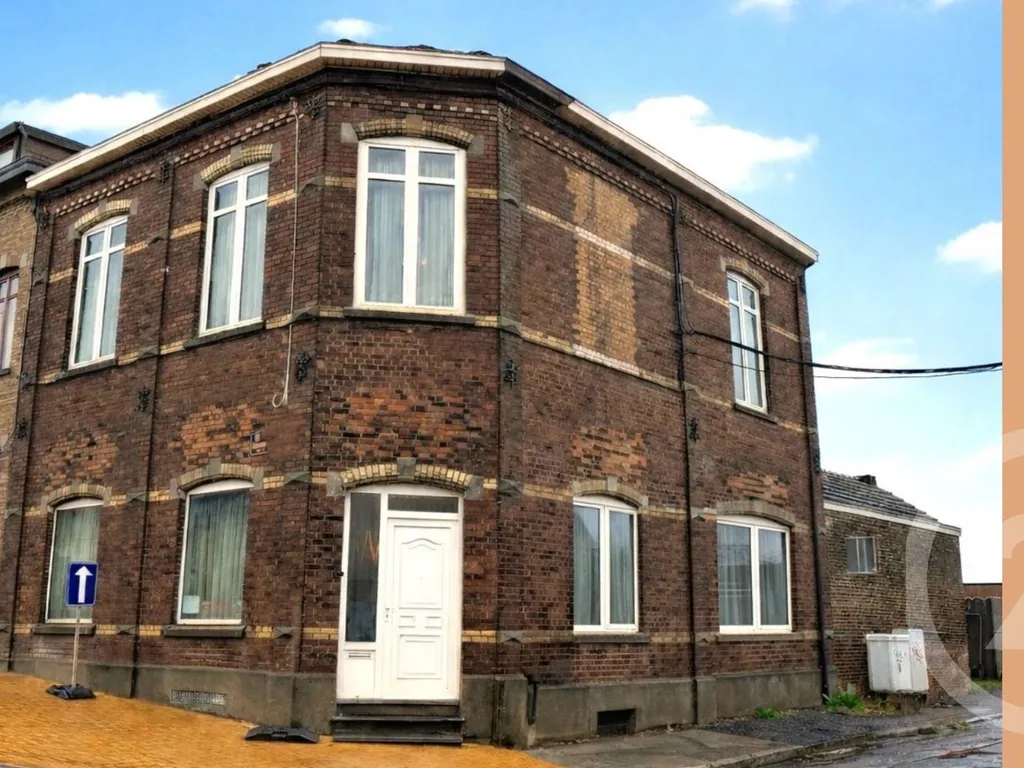 Hoofdfoto Huis in La Louvière Houdeng-goegnies