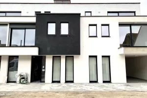  Verhuurd Zelzate