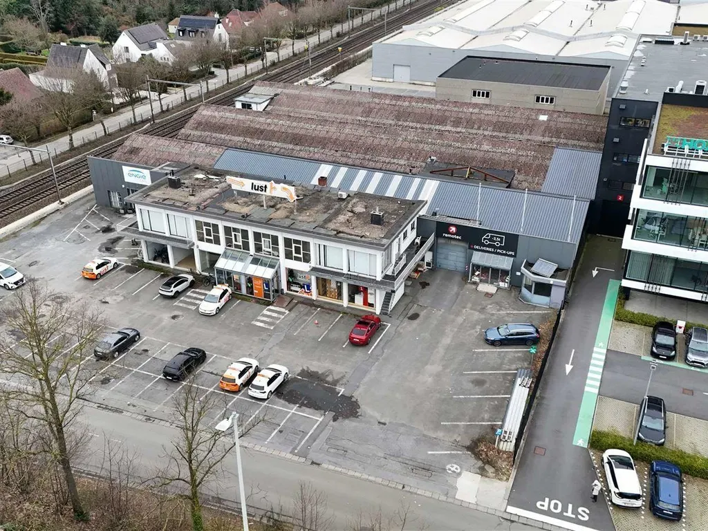 Kantoor in Sint-Denijs-Westrem - 1558184 - Industrie te koop in poortakkerstraat 1, 9051 Sint-Denijs-Westrem