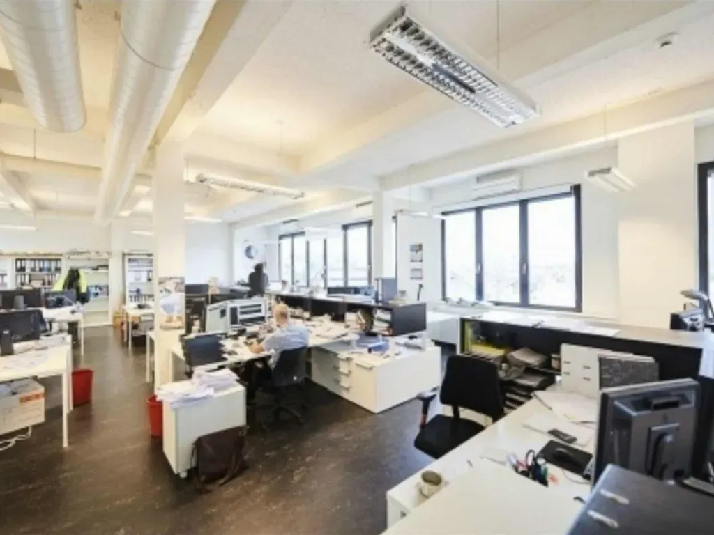 Kantoor in Etterbeek - 1558254 - Vraag meer info                                                         Voornaam                     , 1040 ETTERBEEK