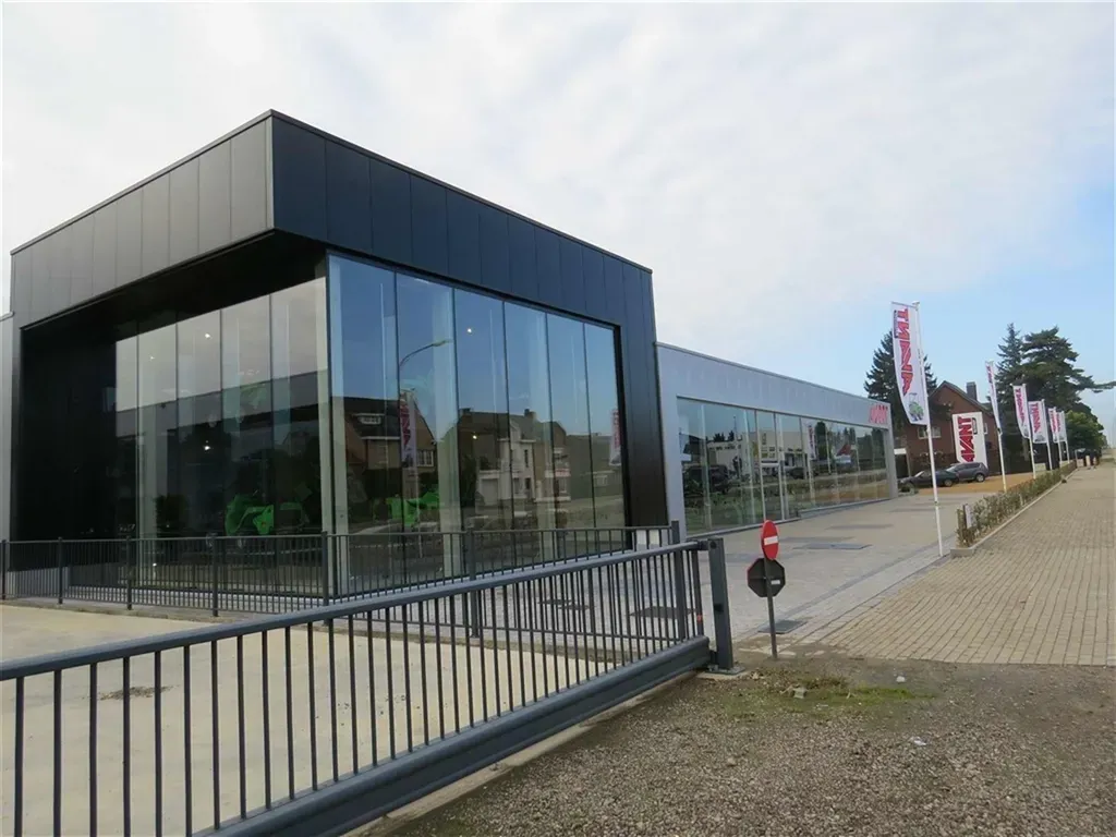 Huis in Sint-Truiden - 1558210 - Tiensesteenweg 240, 3800 Sint-Truiden
