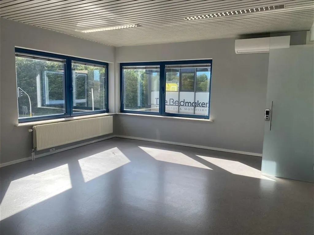 Kantoor in Sint-Denijs-Westrem - 7657505 - Kortrijksesteenweg 1090, 9051 SINT-DENIJS-WESTREM
