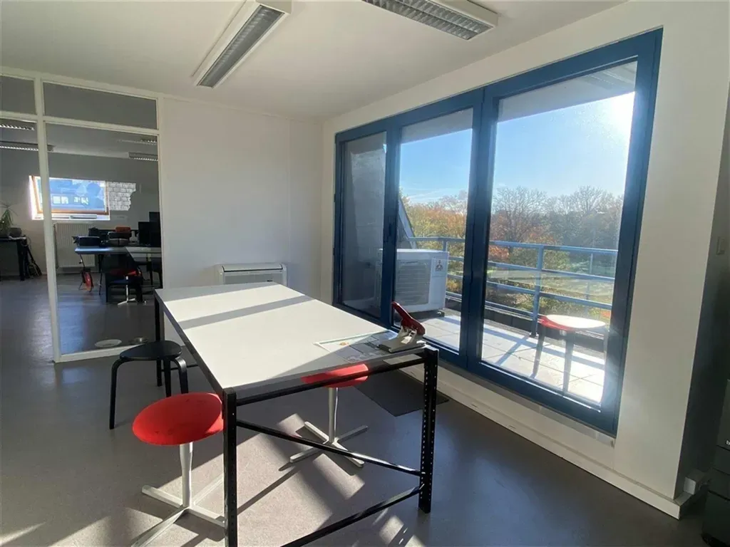 Kantoor in Sint-Denijs-Westrem - 7657505 - Kortrijksesteenweg 1090, 9051 SINT-DENIJS-WESTREM
