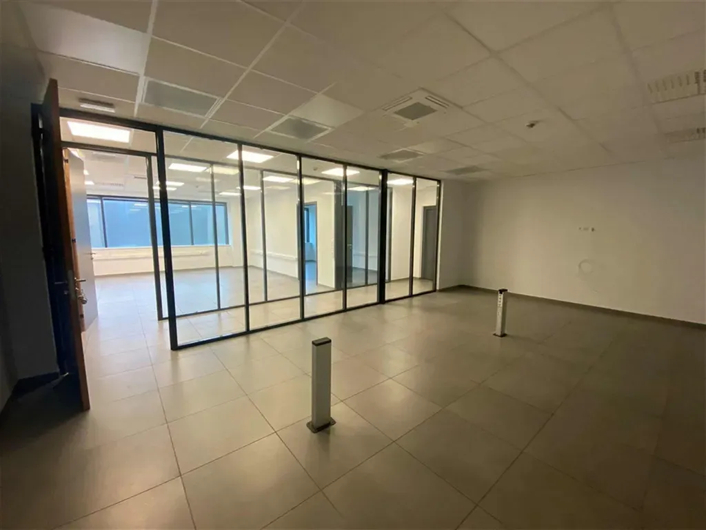 Kantoor in Milmort - 7658145 - Avenue du Parc Industriel 213, 4041 MILMORT