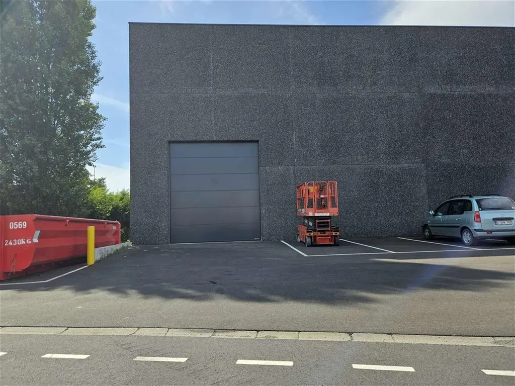 Kantoor in Deerlijk - 7658182 - kleine tapuitstraat 8, 8540 DEERLIJK