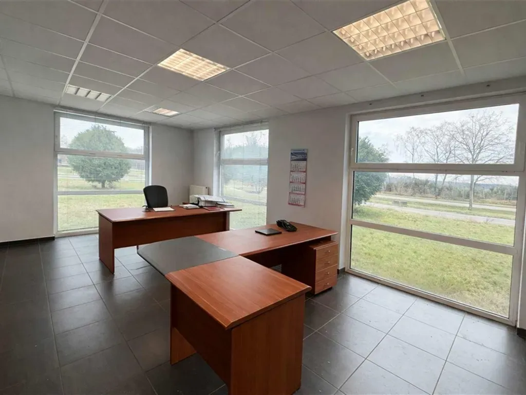 Kantoor in Opglabbeek - 7658131 - Weg naar Meeuwen 48, 3660 OPGLABBEEK