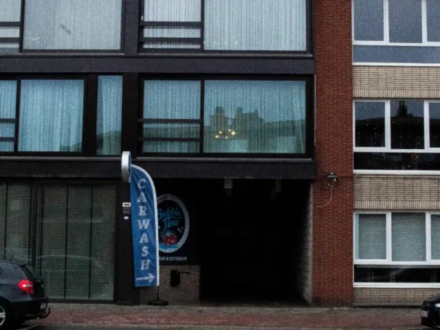 Appartement in Brasschaat - Bredabaan 1127, 2930