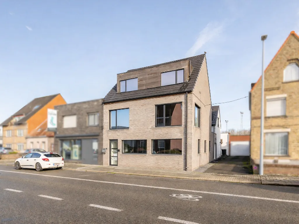 Huis in Ingelmunster - 7677657 - Oostrozebekestraat 137, 8770 Ingelmunster