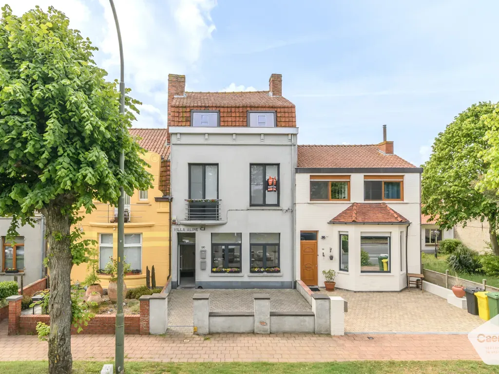 Villa in De Panne - 7690109 - Veurnestraat 190, 8660 De Panne