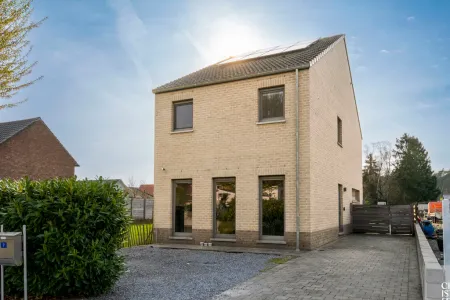 Huis Gearchiveerd Lanaken