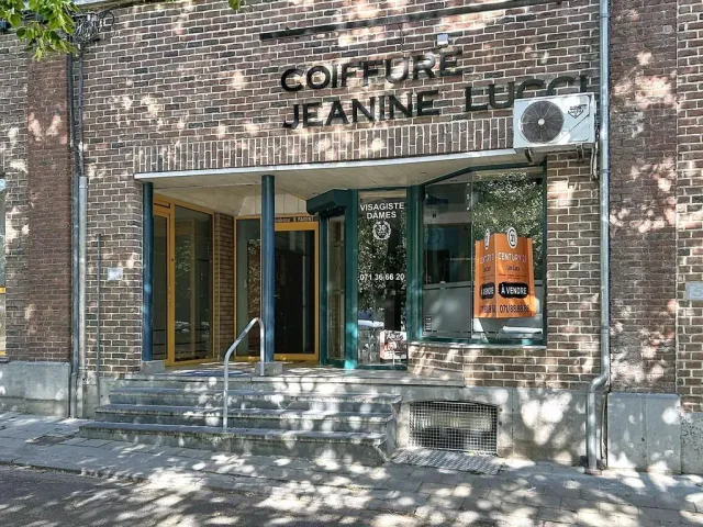 Huis in Couillet - Place Basile Parent 6, 6010