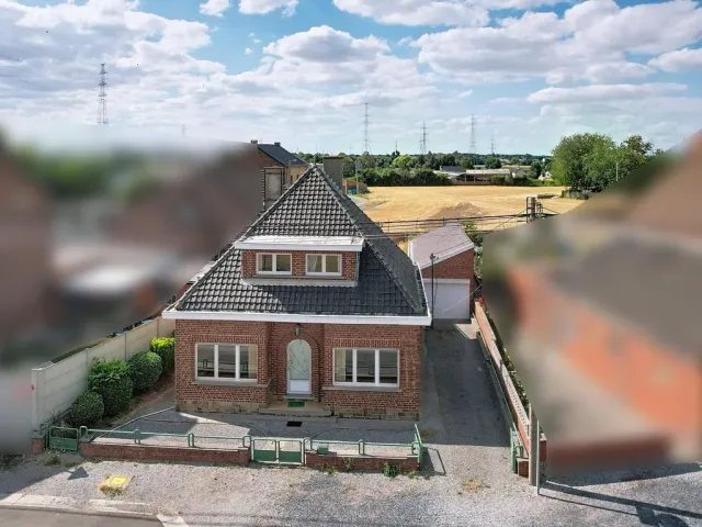Huis in Lambusart - rue du wainage 118, 6220