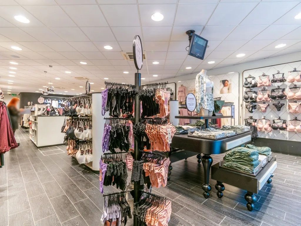 Handelspand in Halle - 7693247 - Basiliekstraat 113, 1500 Halle