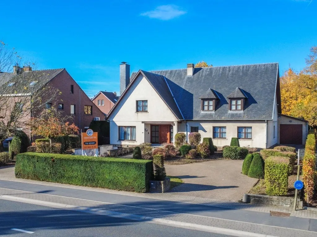 Hoofdfoto Villa in Halle