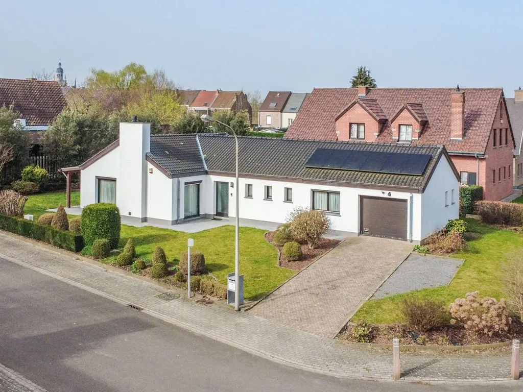 Hoofdfoto Huis in Halle