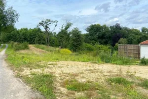 Grond Te Koop Saint-Sauveur