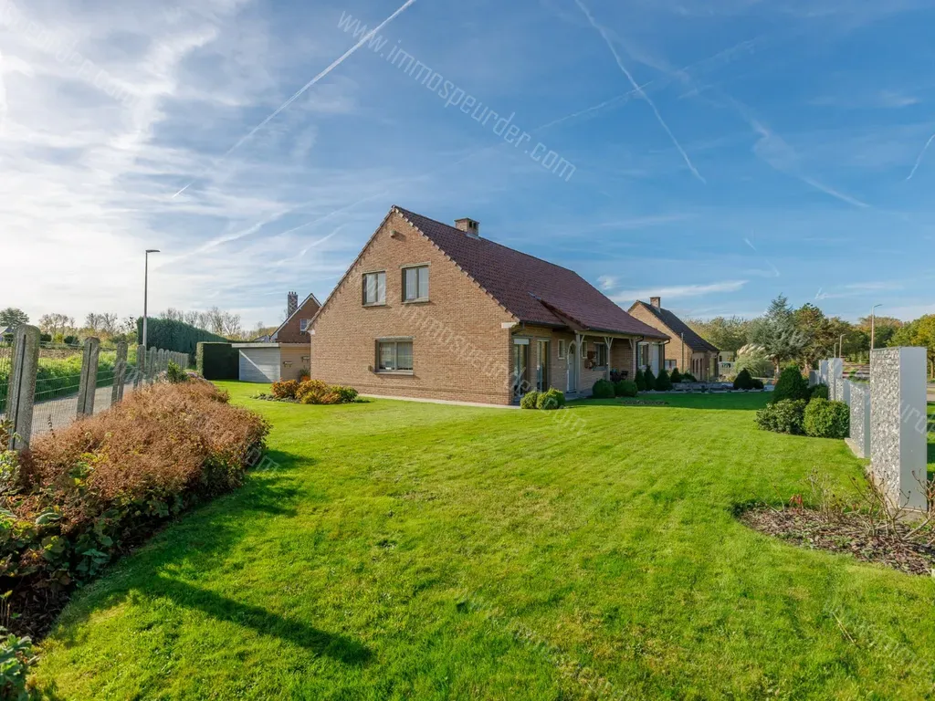 Huis in Pepingen - 1118795 - Ninoofsesteenweg 203, 1670 Pepingen