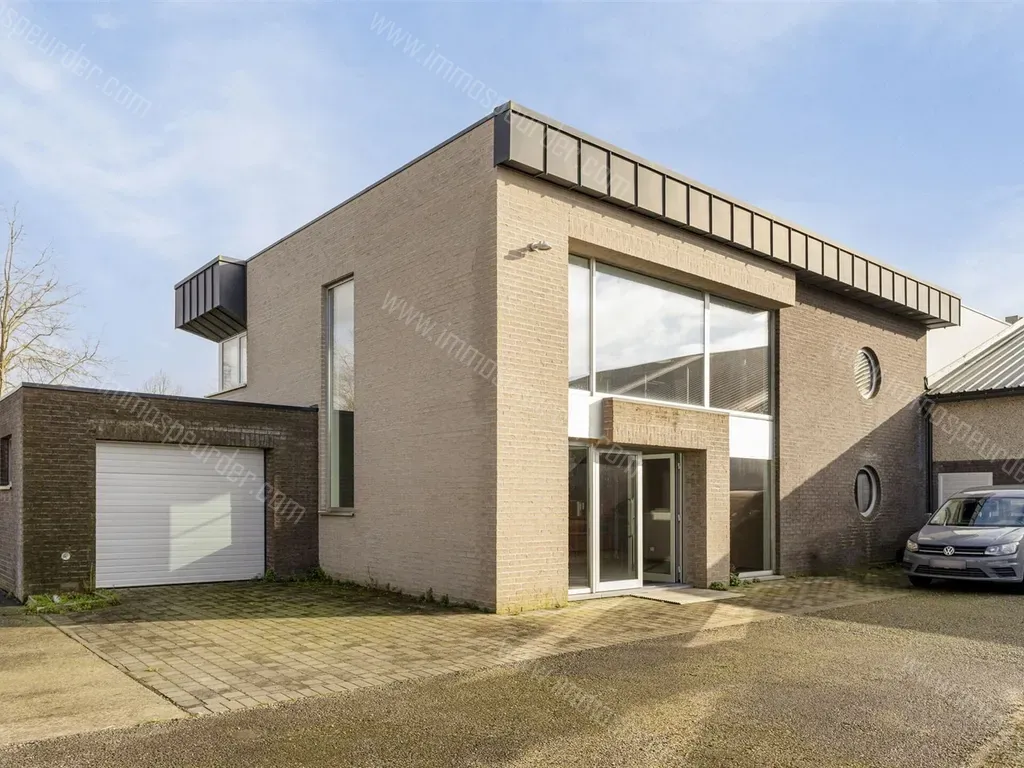 Huis in Ruiselede - 1381842 - Industriestraat 9, 8755 Ruiselede