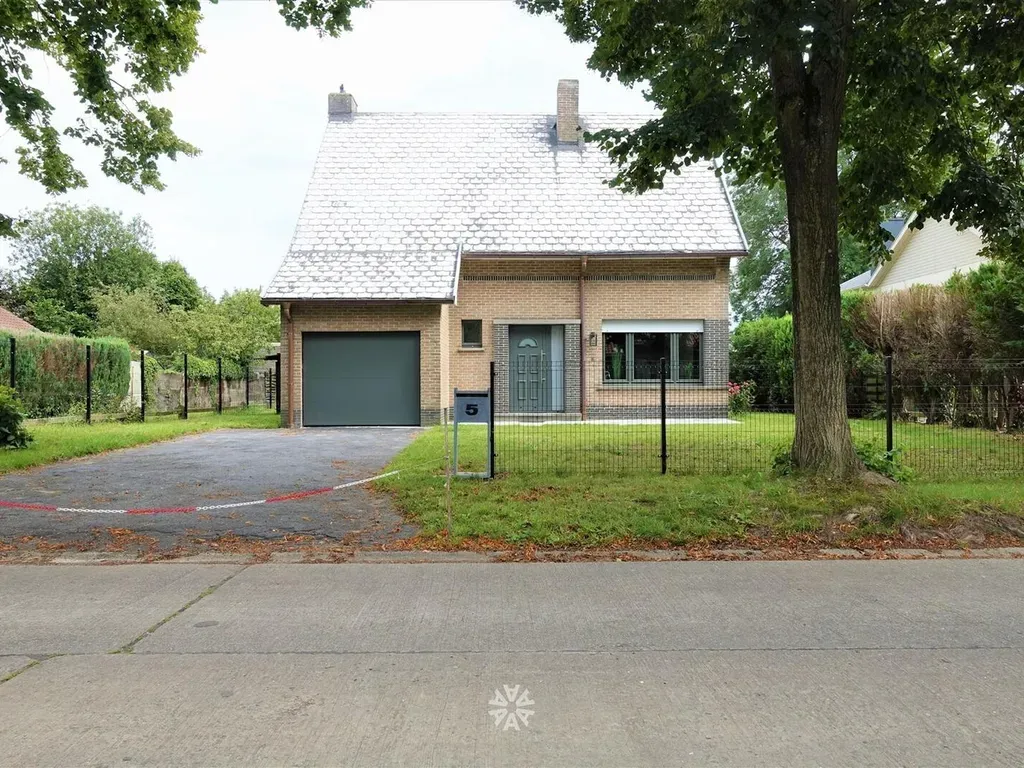 Villa in Sint-Martens-Latem - 7655377 - Constant Permekelaan 5, 9830 SINT-MARTENS-LATEM