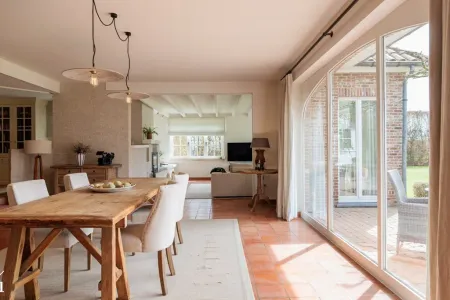 Villa Te Koop Sint