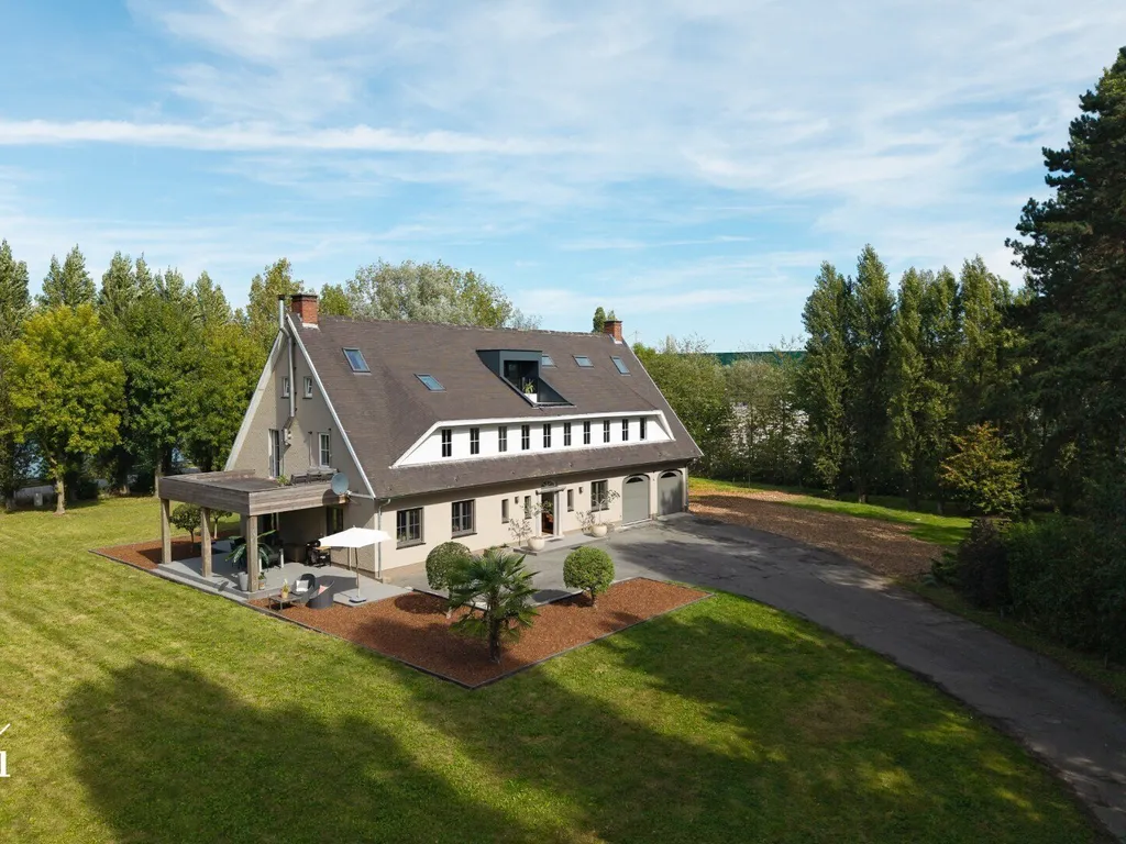 Hoofdfoto Villa in Zwijnaarde