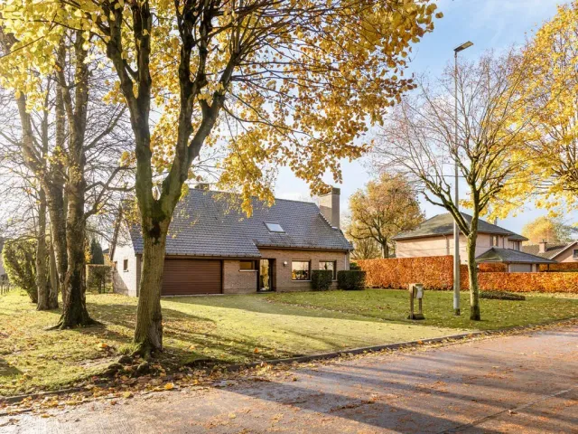 Villa in Destelbergen - Prosper De Troyerlaan 12, 9070