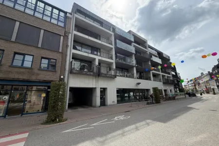  Verhuurd 