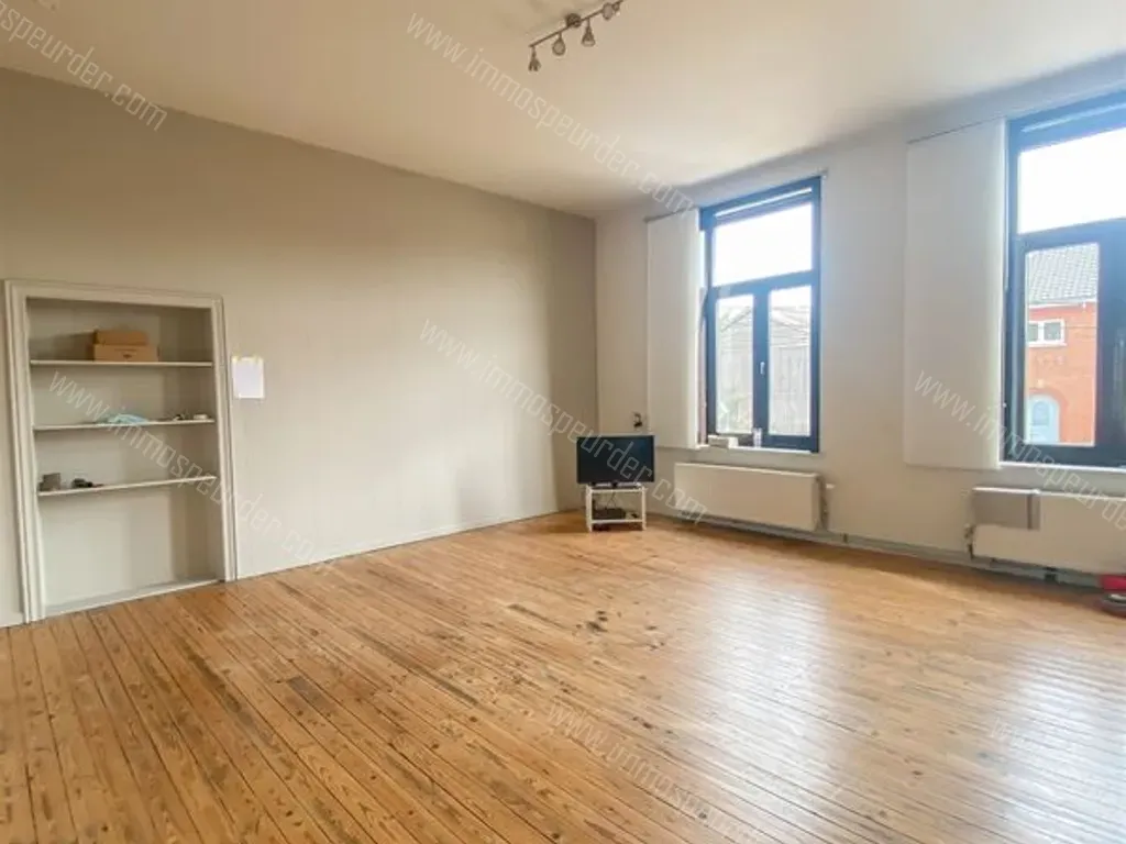 Appartement in Rèves - 1328782 - Rue de Bruxelles , 6210 Rèves