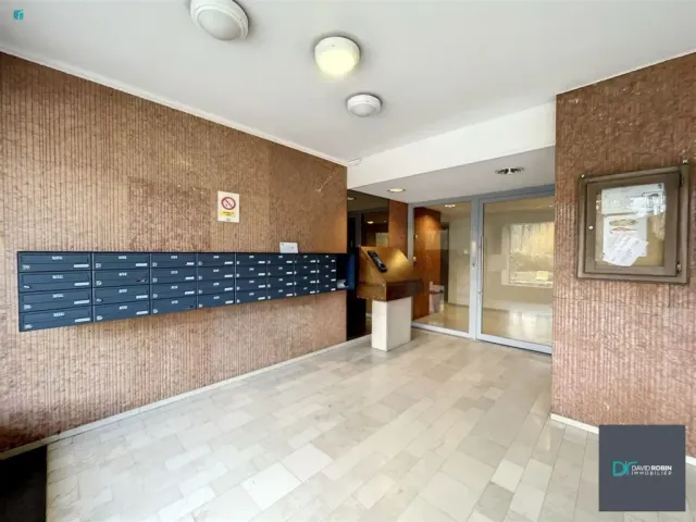 Appartement in Charleroi - Rue de Lodelinsart, 6000