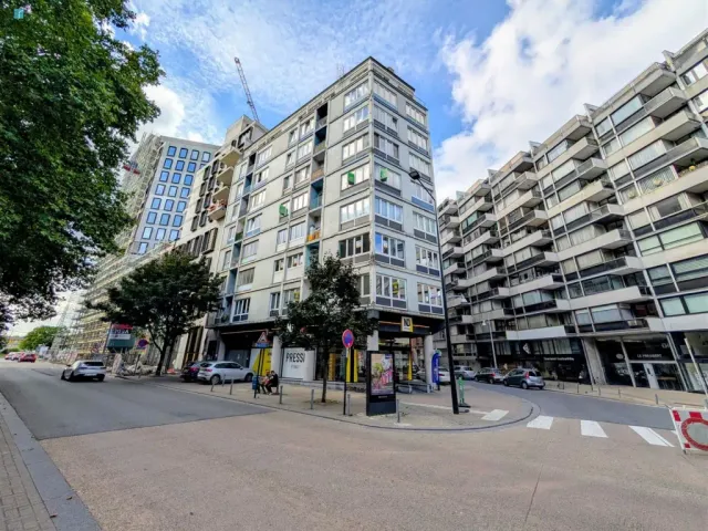 Appartement in Charleroi - Boulevard Joseph Tirou, 6000