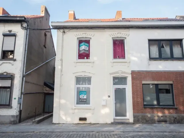 Huis in Couillet - Rue de Villers, 6010