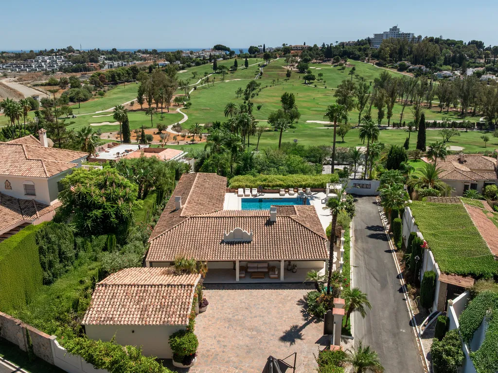 Villa in Benahavis - 7701263 - Calle Palmera 253, 29679 Benahavis