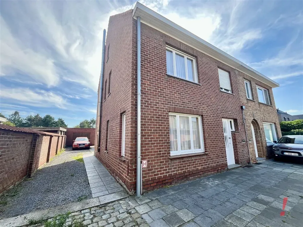 Garage in Jabbeke - 7685395 - Hogedijkenstraat 25, 8490 Jabbeke