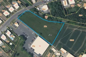 Grond Te Koop La Louvi&egrave;re