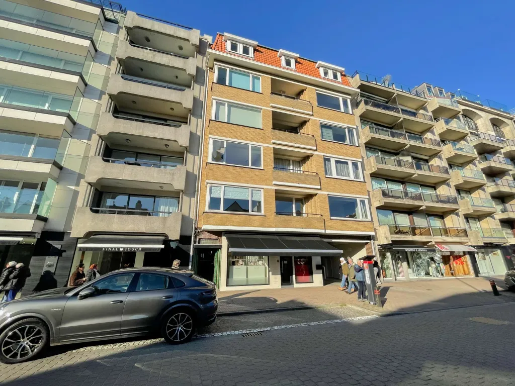 Appartement in Knokke-Heist - 7672212 - Kustlaan 321, 8300 Knokke-Heist