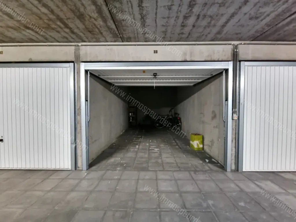 Garage in Heist-aan-Zee - 1413688 - Knokkestraat 116, 8301 Heist-aan-Zee