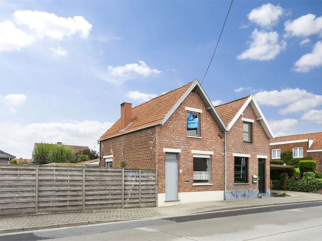 Huis in Torhout - 7701755 - Revinzestraat 81, 8820 Torhout