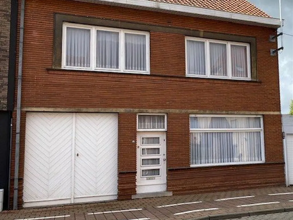 Garage in Torhout - 7701782 - Rijselstraat 71, 8820 Torhout