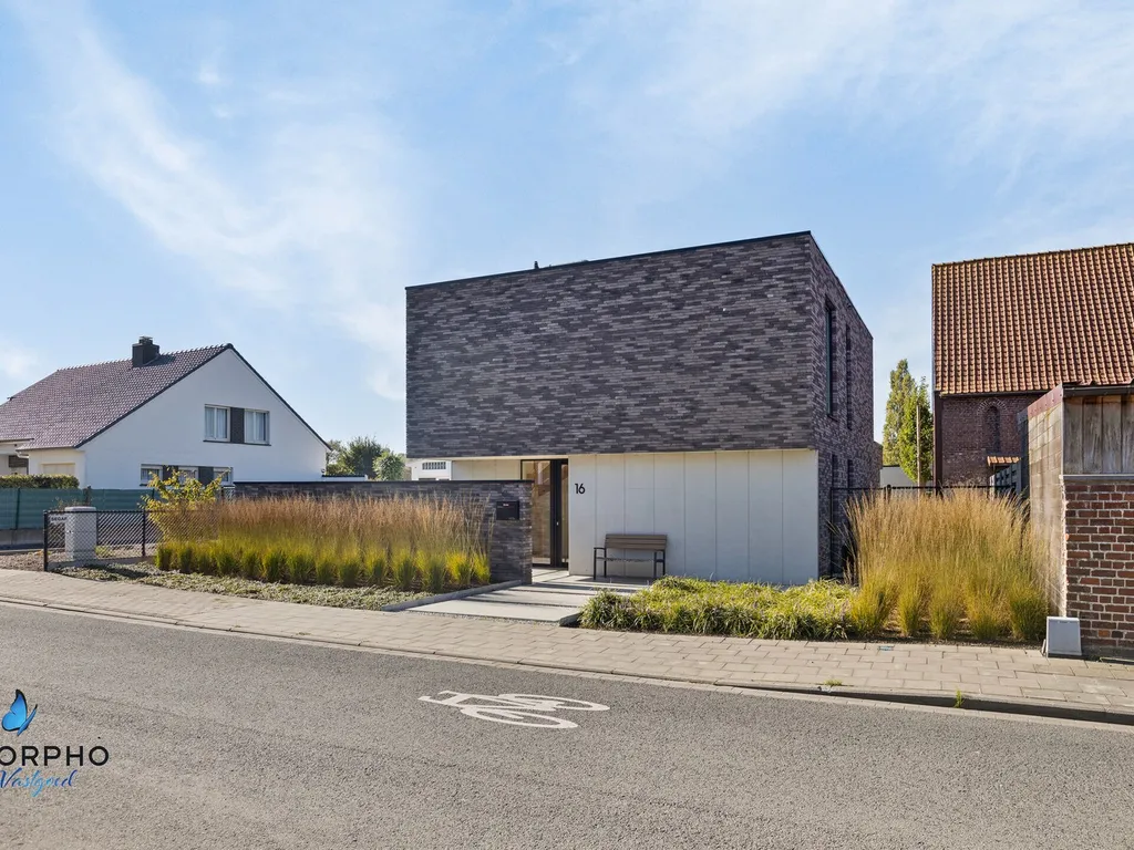 Huis in Oostkamp - 7701874 - Leegtestraat 16, 8020 Oostkamp